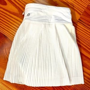 Lululemon Mid-Rise Pleat to Street Tennis Skirt